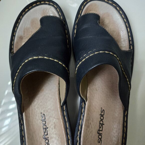 Gently worn comfy Softspots size 6.5 sandal - Picture 1 of 4